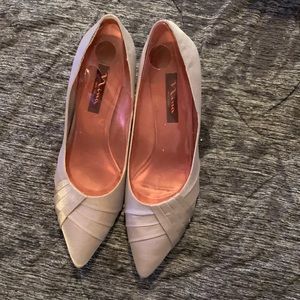 Gray dressy shoes with low heal